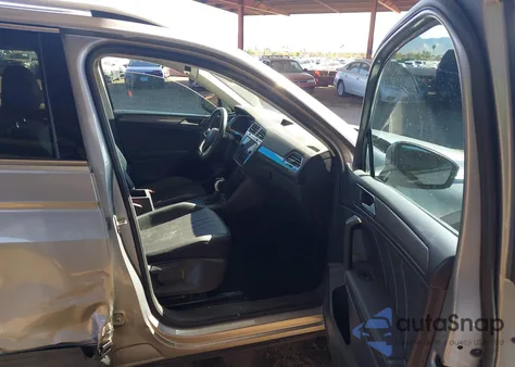 2022 Volkswagen Tiguan 2.0T Se z USA, uszkodzony, nr VIN 3VV3B7AXXNM060854